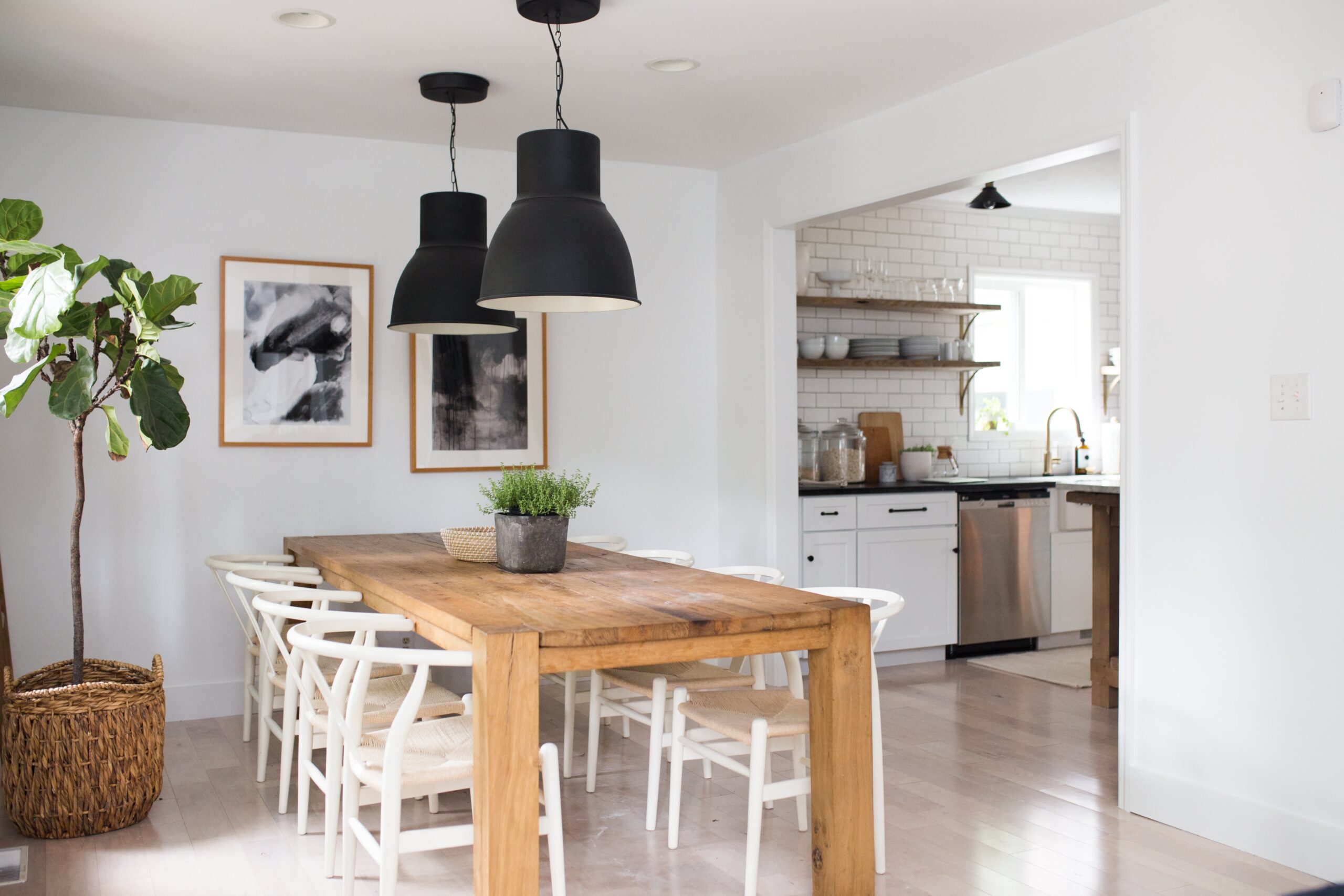 Howard S Restor A Finish For Secondhand Wood Furniture Apartment Therapy